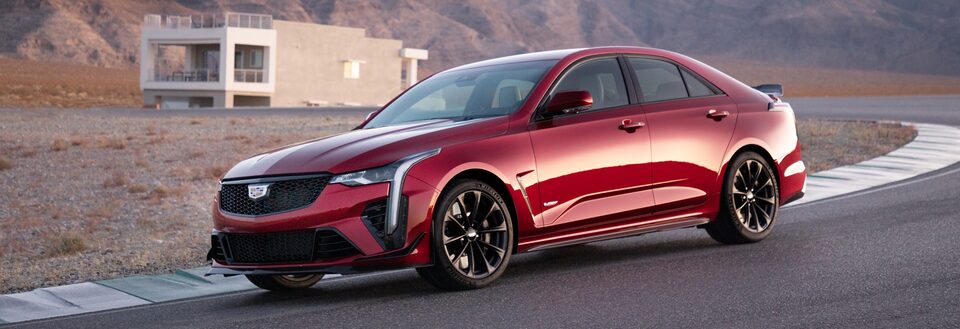2022 CT4-V Blackwing | Compact Sport Sedan | Cadillac Canada